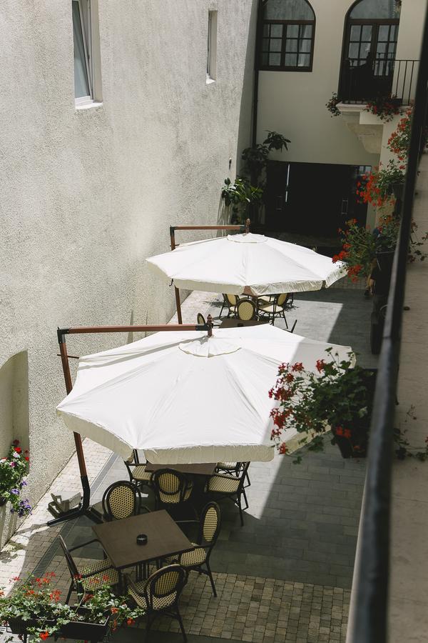 Hotel Le Petit Paris Cluj-Napoca Exterior foto