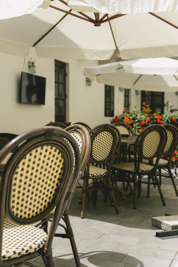 Hotel Le Petit Paris Cluj-Napoca Exterior foto